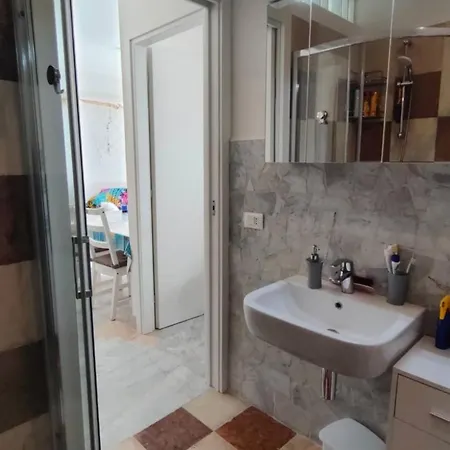Completely Refurbished Flat Near The Apartmán