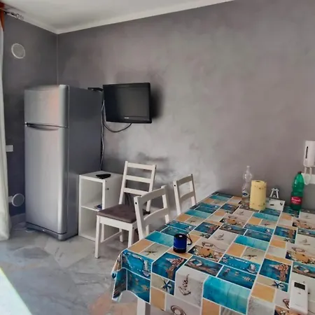 Completely Refurbished Flat Near The Apartment Rosolina Mare